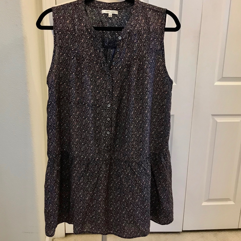 Sleeveless Mini Summer Dress in Print - EUC - L